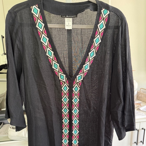 LA BLANCA COVER UP MEDIUM - Picture 1 of 3